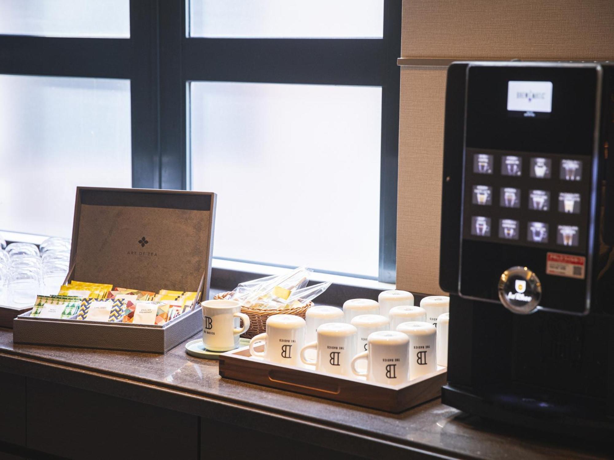 The Basics Fukuoka Hotel Fukuoka  Buitenkant foto
