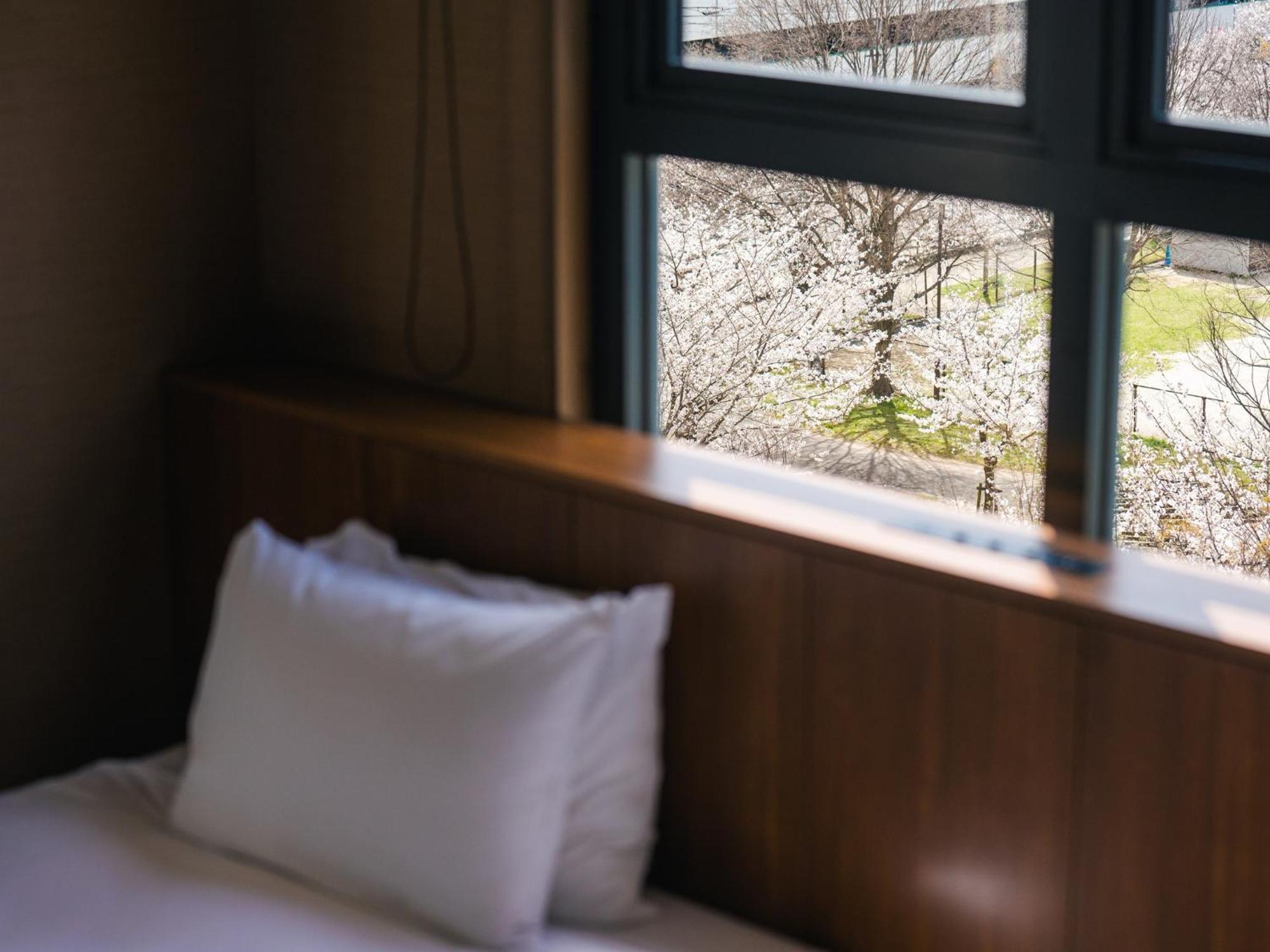 The Basics Fukuoka Hotel Fukuoka  Buitenkant foto